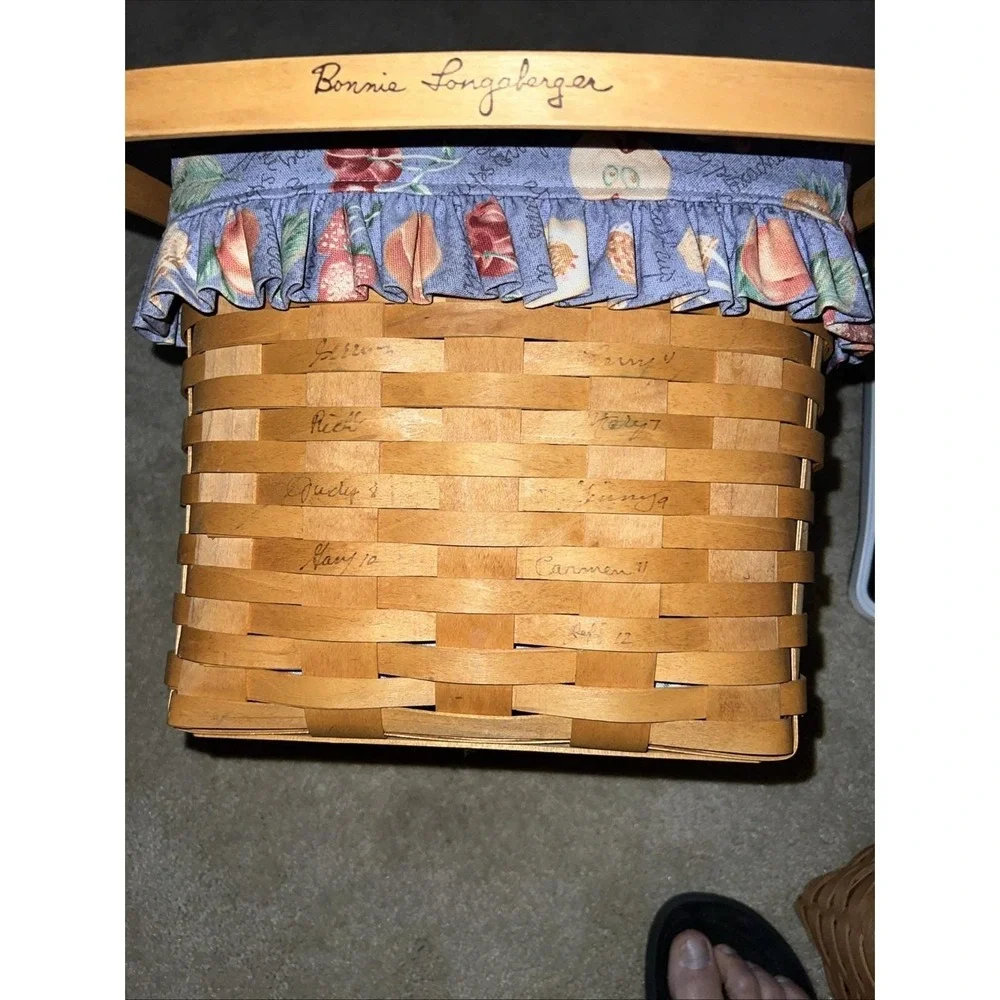 Vtg 1998 Longaberger Grandma Bonnie 2-Pie Basket COMBO 10Family Signatures Riser